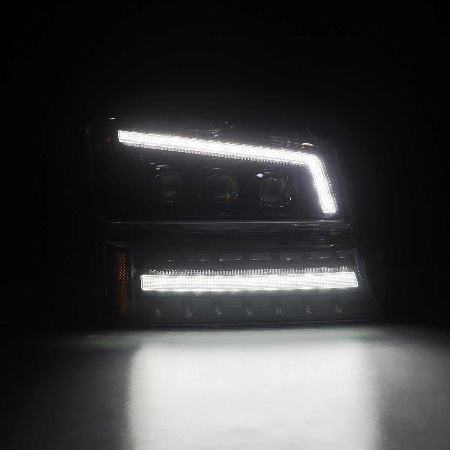 03-06 Chevrolet Silverado/02-06 Avalanche NOVA-Series Projector Headlights Alpha-Black - Apollo Off-Road