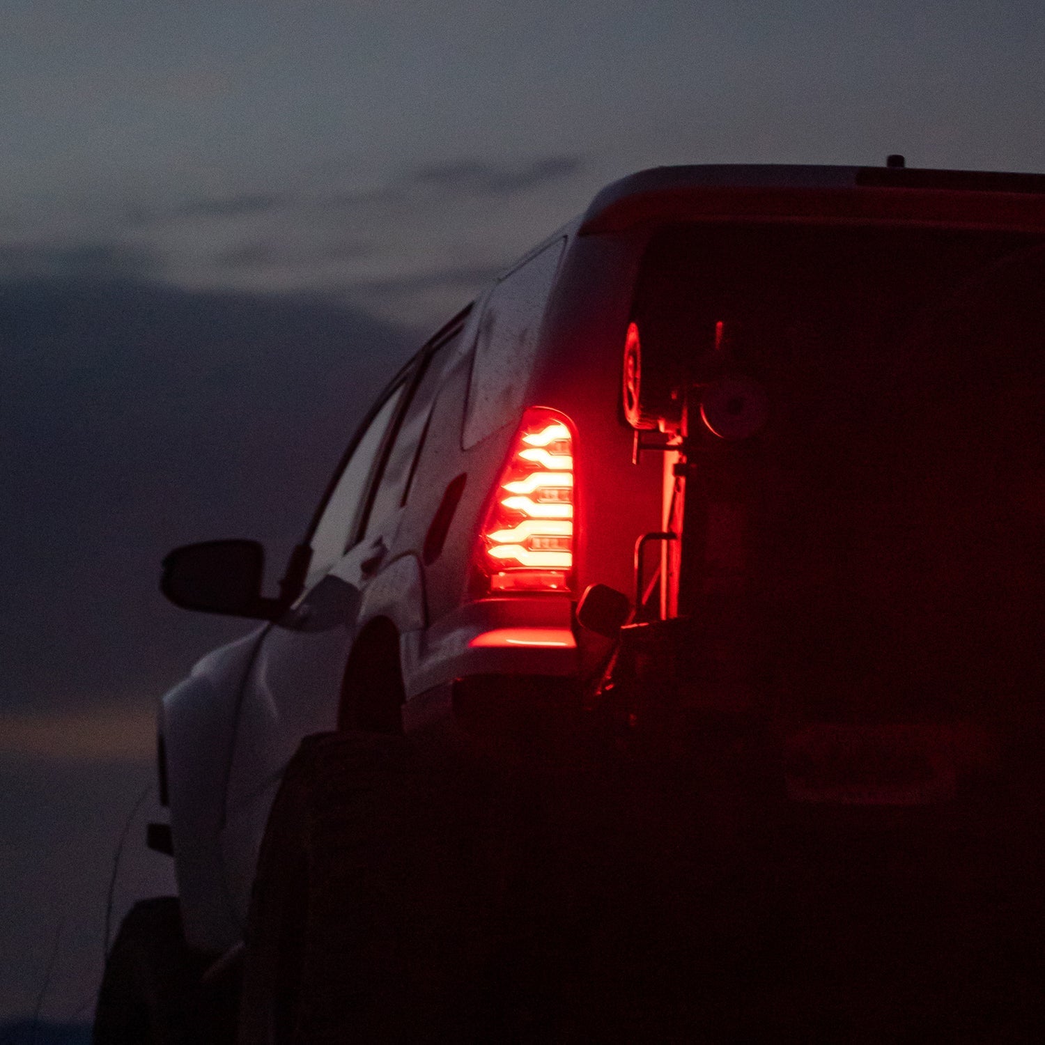 03-09 Toyota 4Runner LUXX-Series LED Tail Lights Black-Red - Apollo Off-Road