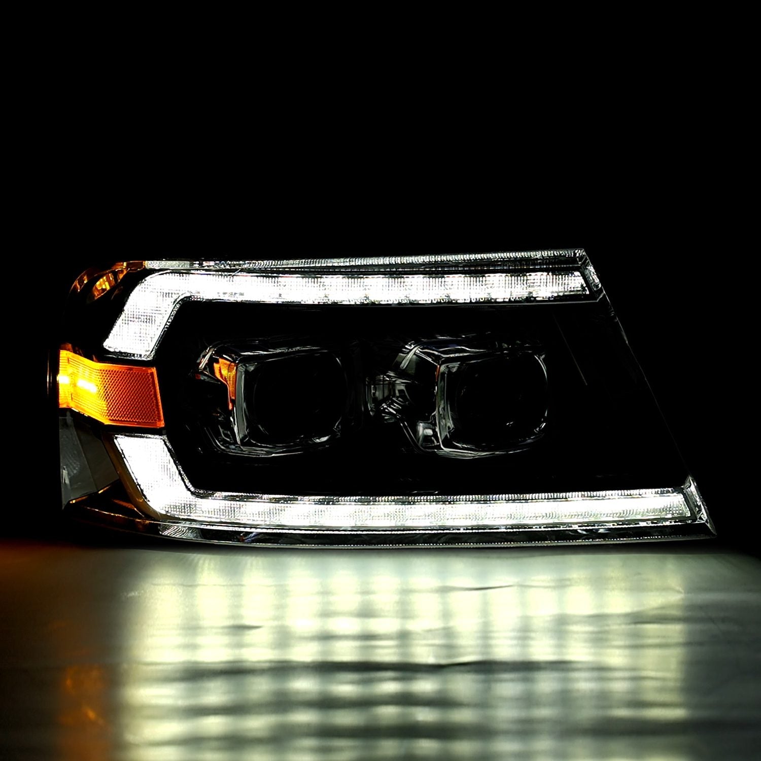 04-08 Ford F150 LUXX-Series Projector Headlights Black - Apollo Off-Road