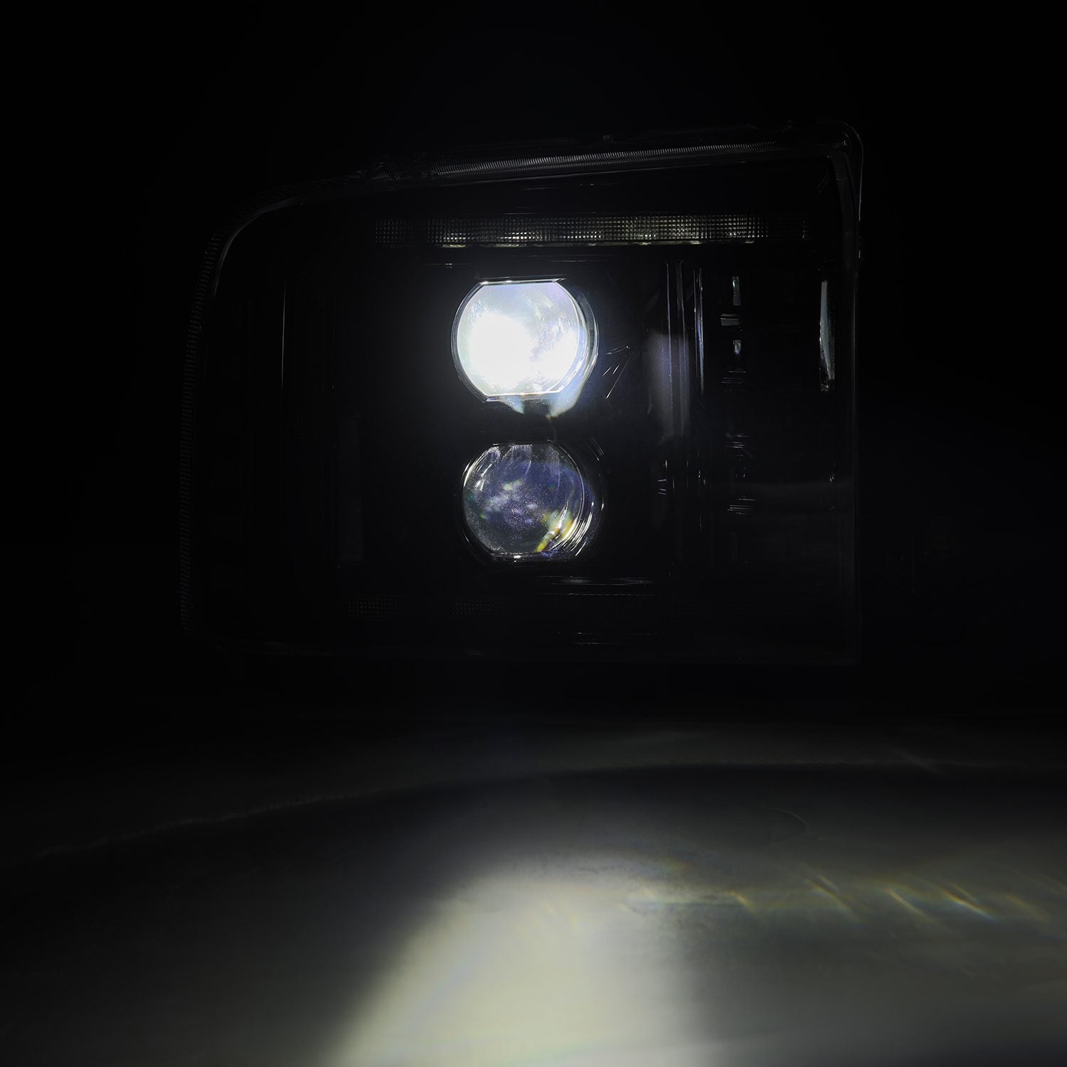 05-07 Ford Super Duty/Excursion LUXX-Series Projector Headlights Black - Apollo Off-Road