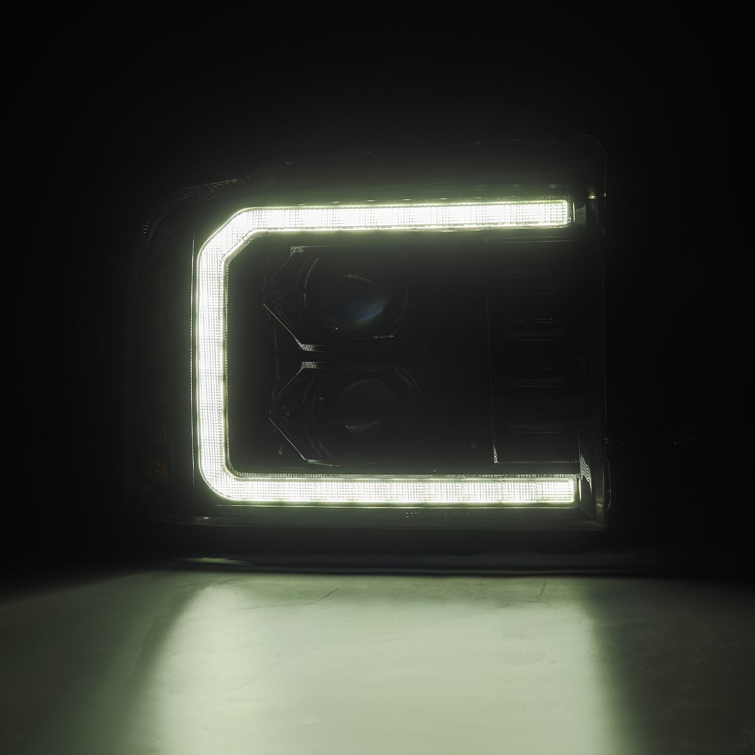 05-07 Ford F-250/350/450/550 Super Duty PRO-Series Halogen Projector Headlights Alpha-Black - Apollo Off-Road