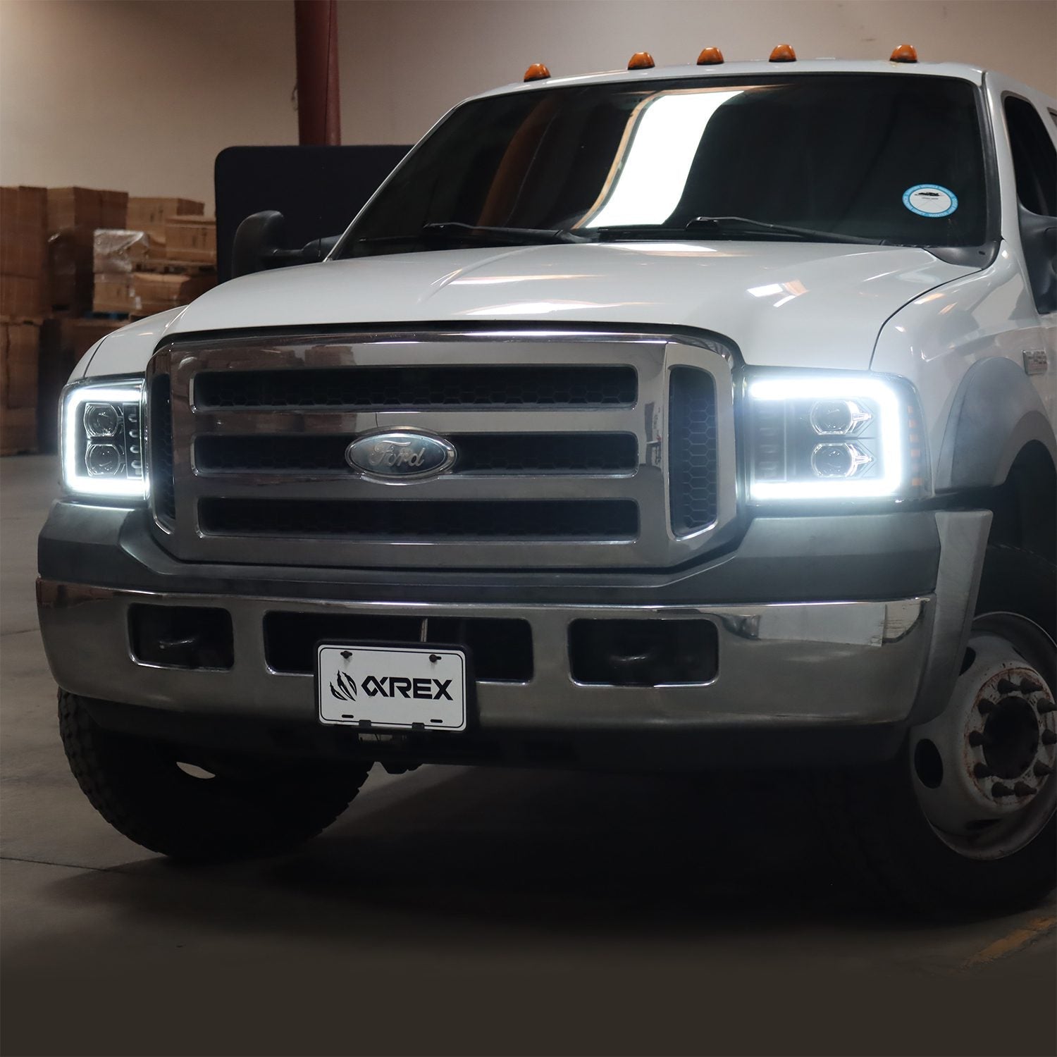 05-07 Ford F-250/350/450/550 Super Duty PRO-Series Halogen Projector Headlights Black - Apollo Off-Road