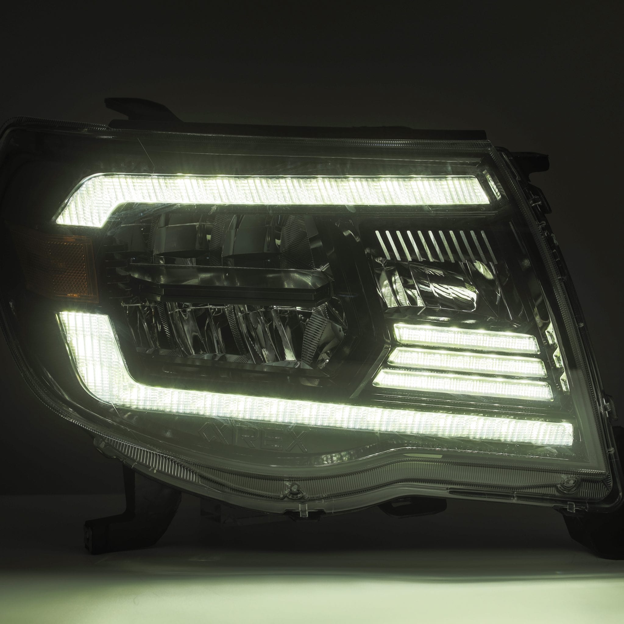 05-11 Toyota Tacoma LUXX-Series Projector Headlights Alpha-Black - Apollo Off-Road