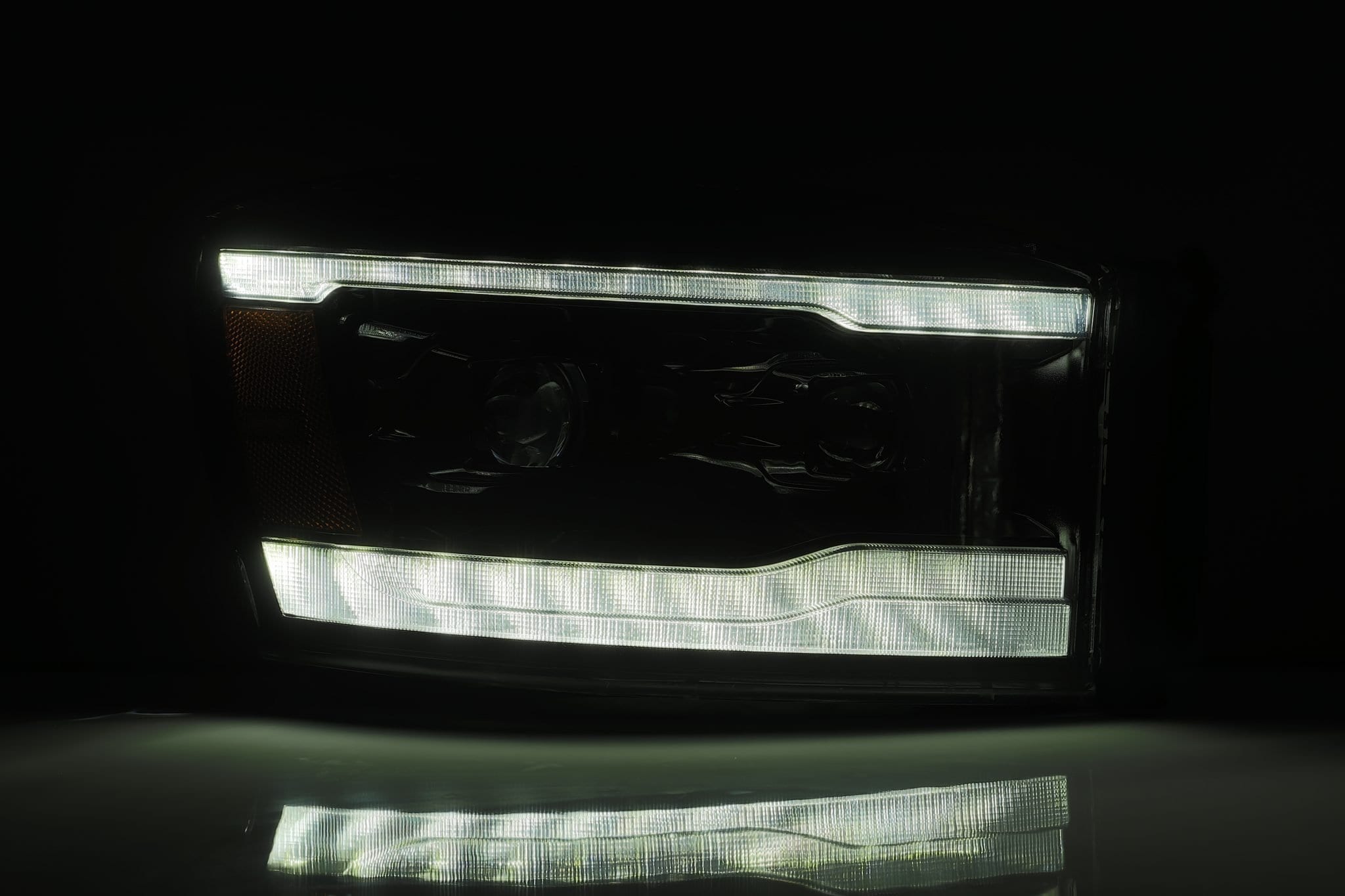 06-08 Dodge Ram LUXX-Series Projector Headlights Alpha-Black - Apollo Off-Road