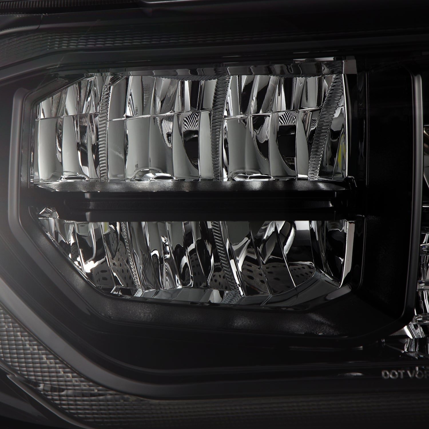 07-13 Toyota Tundra/08-17 Toyota Sequoia MK II LUXX-Series LED Crystal Headlights Alpha-Black (Without Level Adjuster) - Apollo Off-Road
