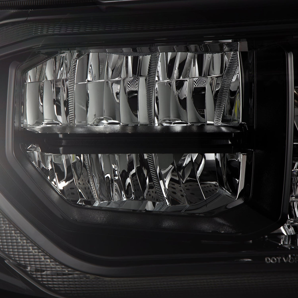 07-13 Toyota Tundra/08-17 Toyota Sequoia MK II LUXX-Series LED Crystal Headlights Alpha-Black (Without Level Adjuster) - Apollo Off-Road