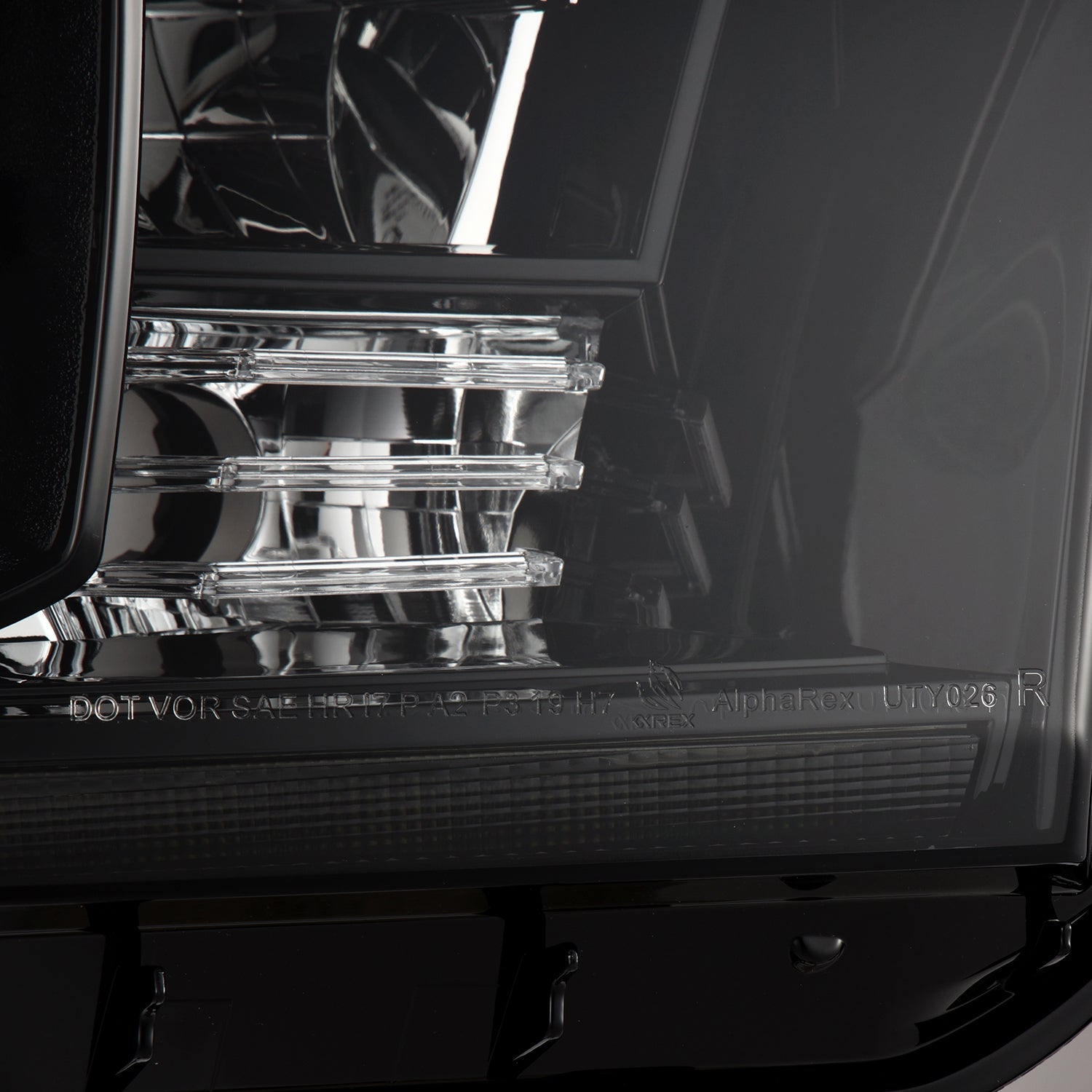 07-13 Toyota Tundra/08-17 Toyota Sequoia MK II LUXX-Series LED Crystal Headlights Alpha-Black (Without Level Adjuster) - Apollo Off-Road