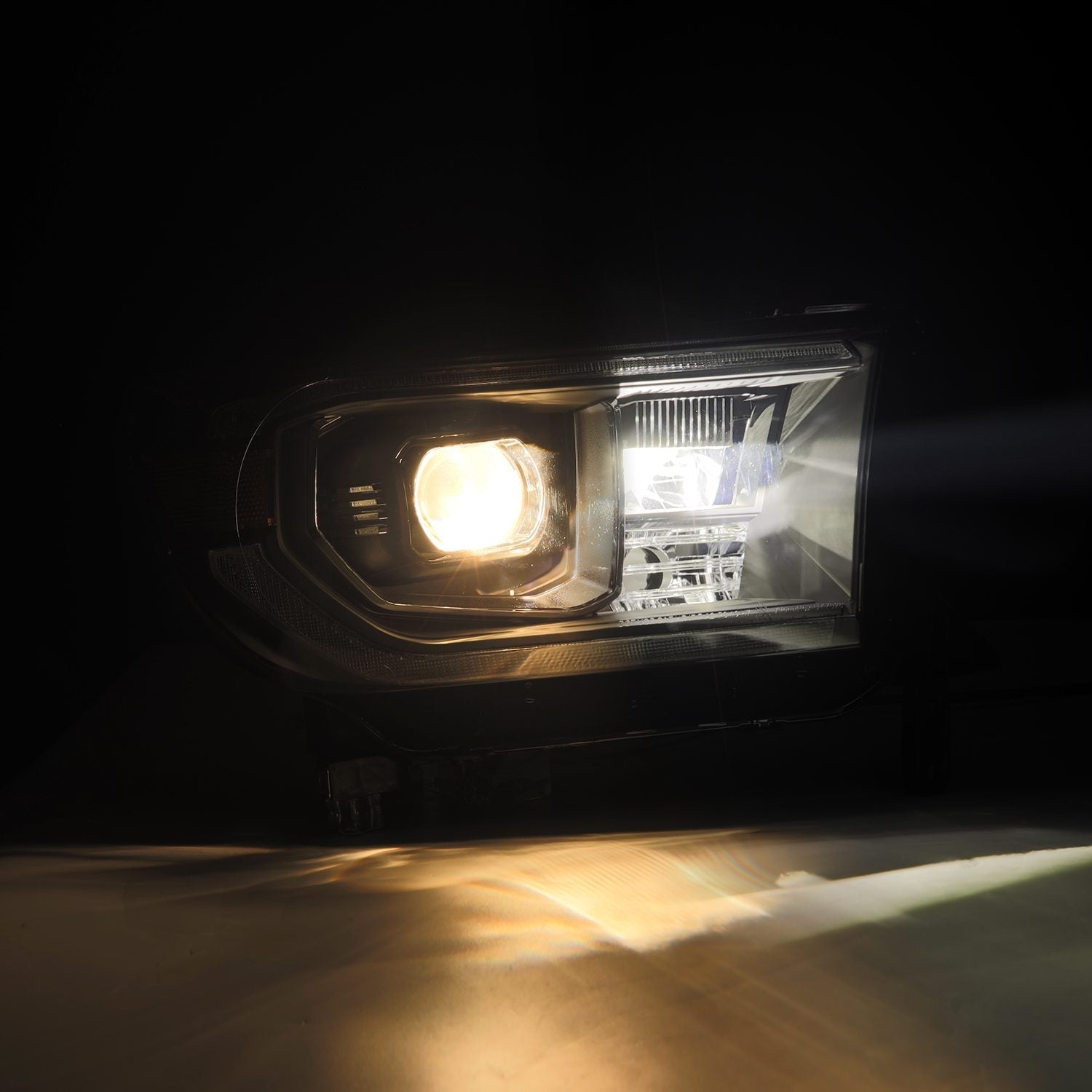 07-13 Toyota Tundra / 08-17 Sequoia PRO-Series Halogen Projector Headlights Black (Without Level Adjuster) - Apollo Off-Road