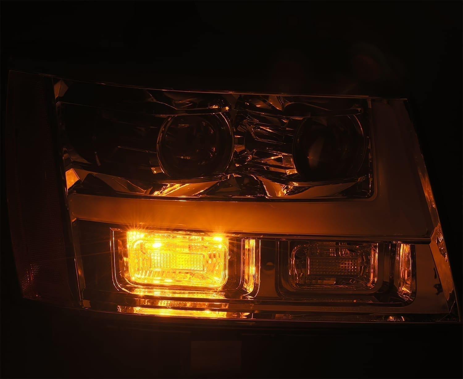 07-14 Chevrolet Tahoe LUXX-Series Projector Headlights Black - Apollo Off-Road