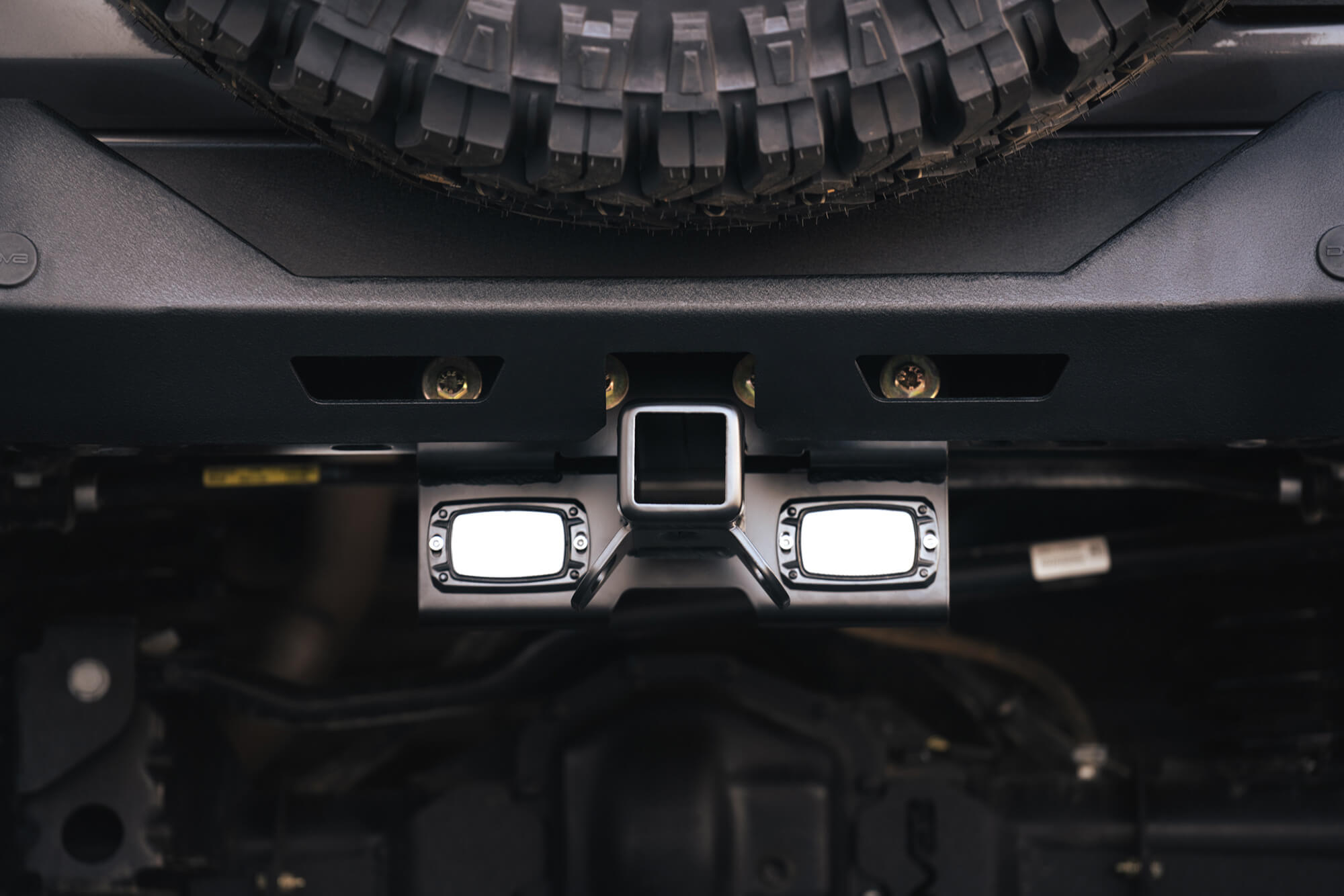 07-22 Jeep Wrangler JK/JL Bolt On Hitch With Cube Lights - Apollo Off-Road