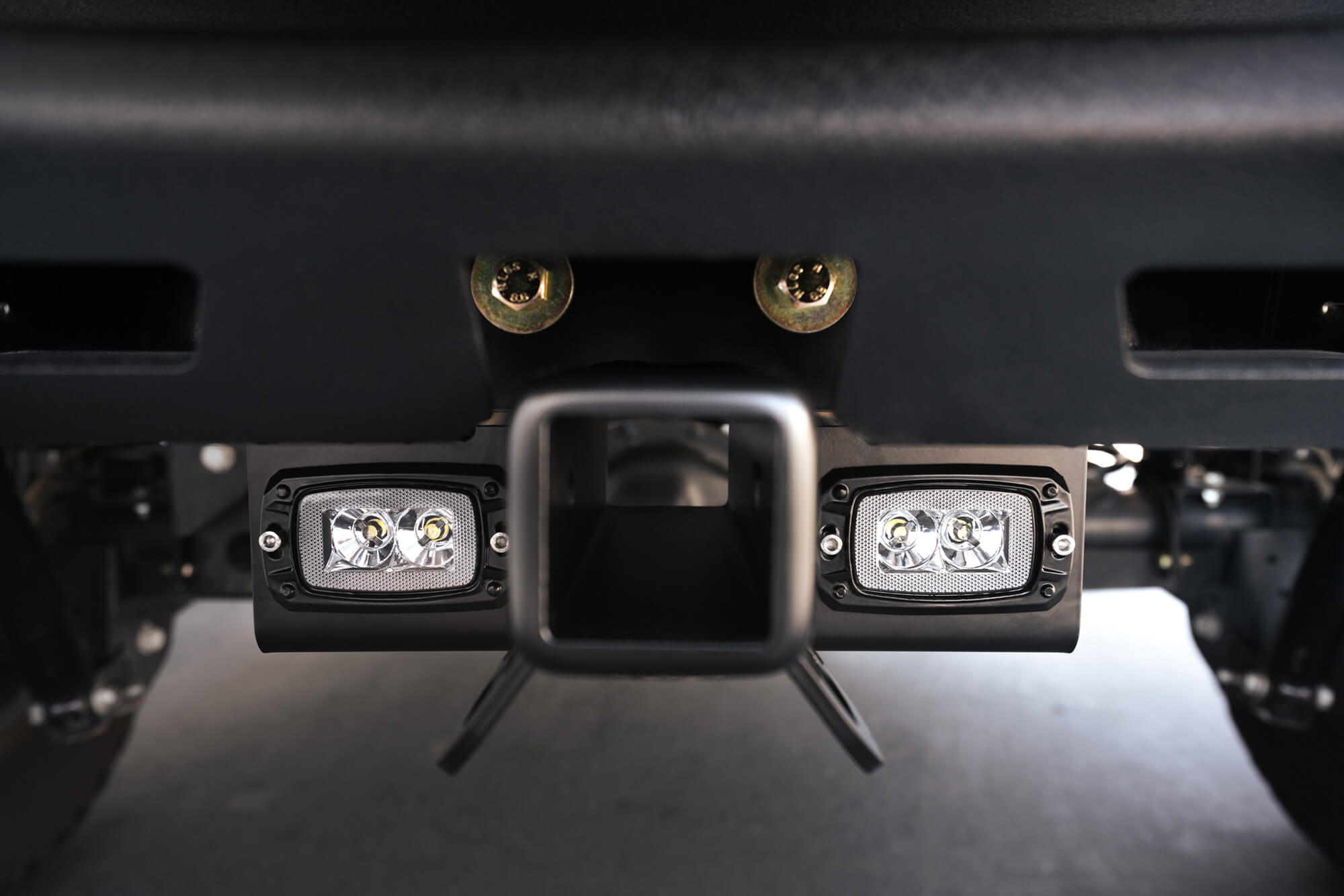 07-22 Jeep Wrangler JK/JL Bolt On Hitch With Cube Lights - Apollo Off-Road