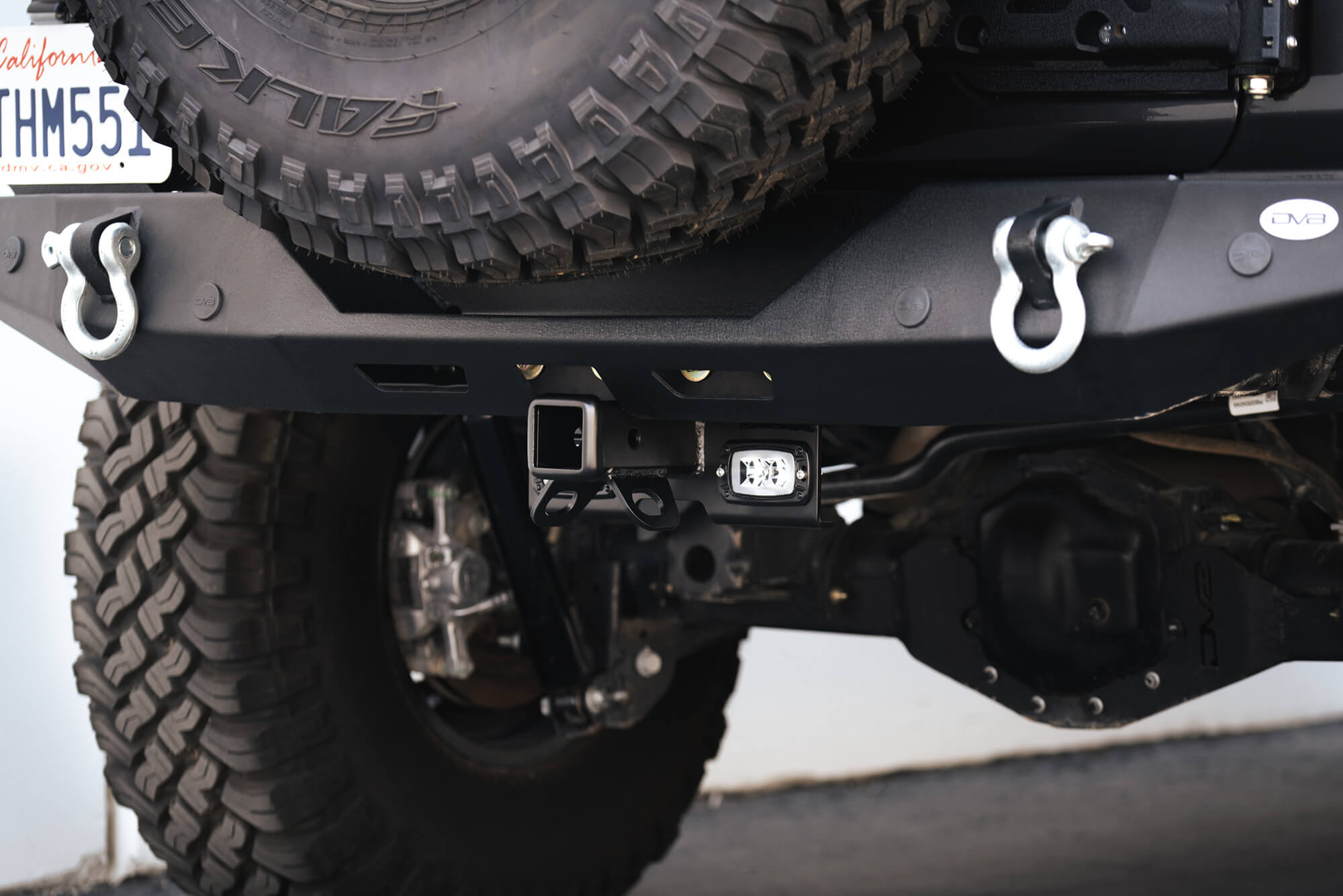 07-22 Jeep Wrangler JK/JL Bolt On Hitch With Cube Lights - Apollo Off-Road