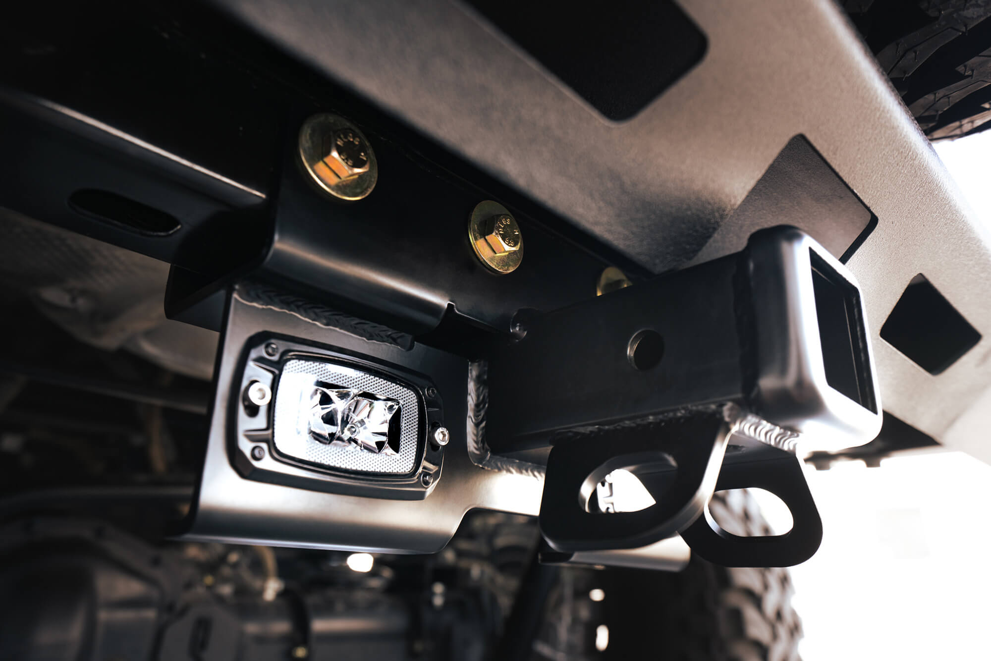 07-22 Jeep Wrangler JK/JL Bolt On Hitch With Cube Lights - Apollo Off-Road