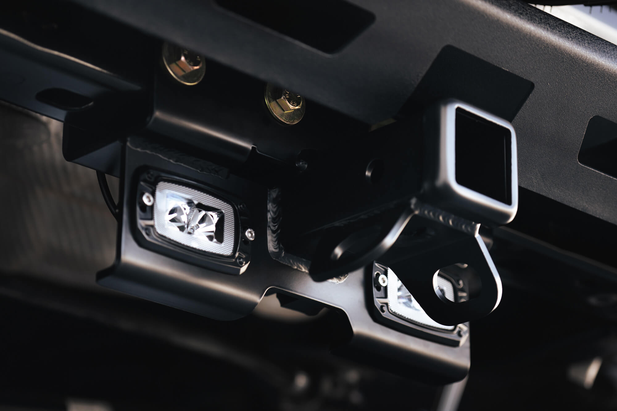 07-22 Jeep Wrangler JK/JL Bolt On Hitch With Cube Lights - Apollo Off-Road
