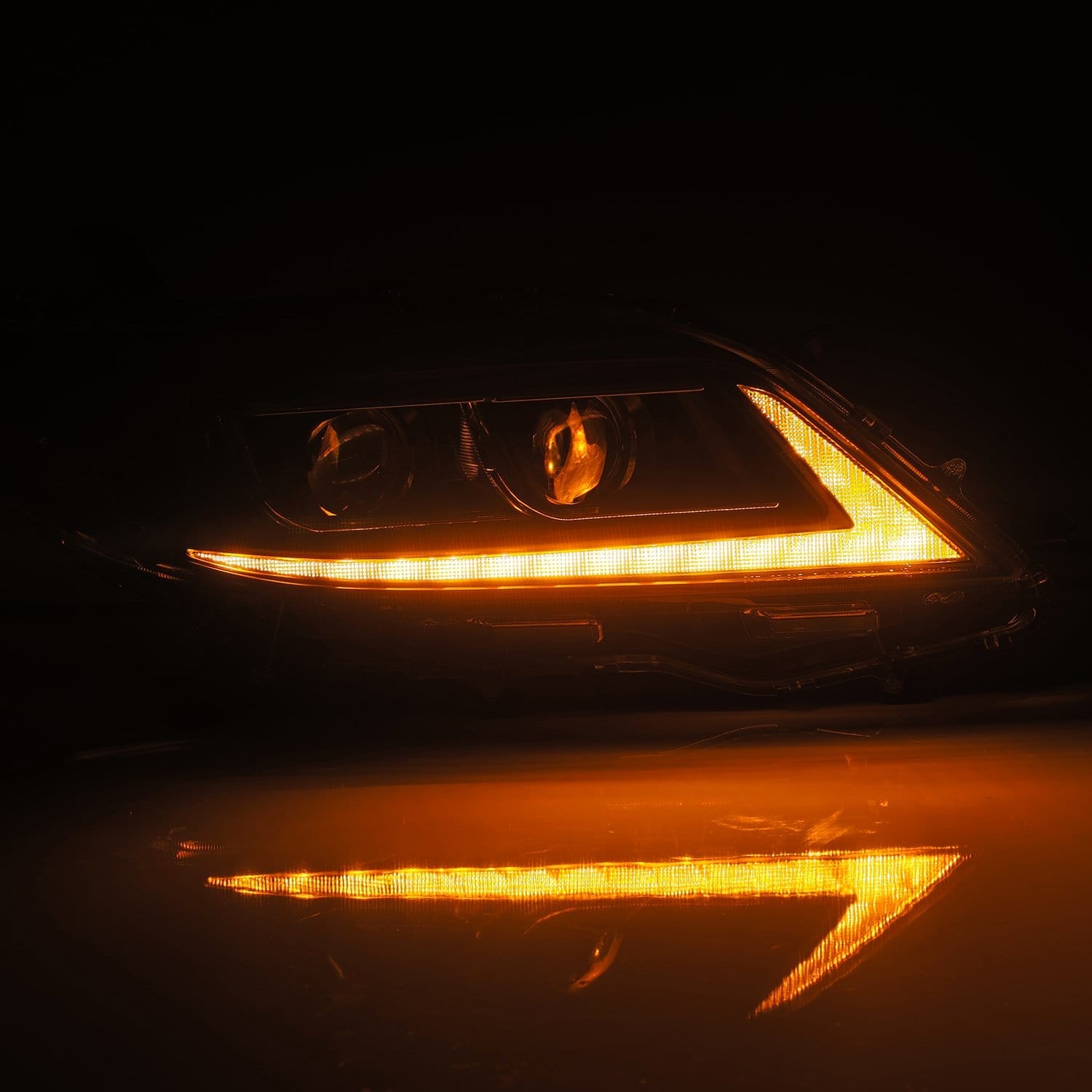 11-20 Toyota Sienna LUXX-Series Projector Headlights Black - Apollo Off-Road