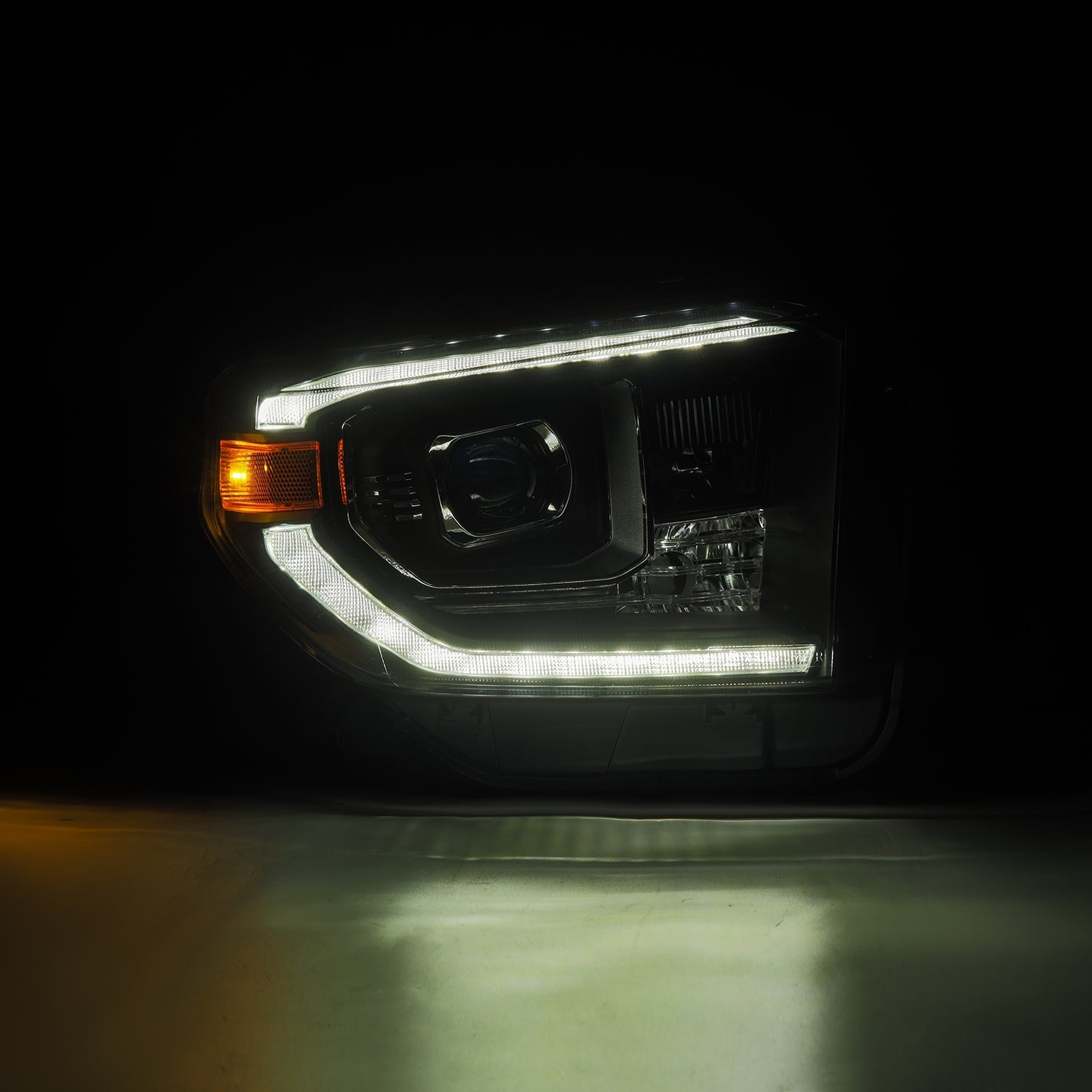 14-21 Toyota Tundra PRO-Series Halogen Projector Headlights Black - Apollo Off-Road