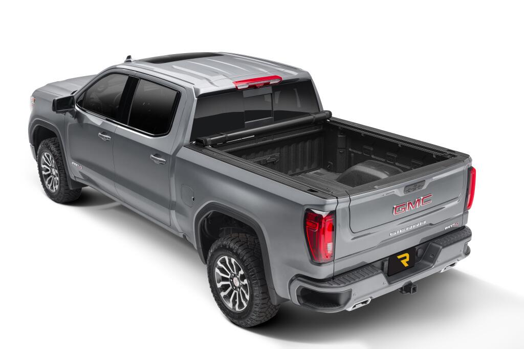 Pro X15 Tonneau Cover Black 2023-2026 Colorado/Canyon 5 Foot 2 Inch Bed Truxedo