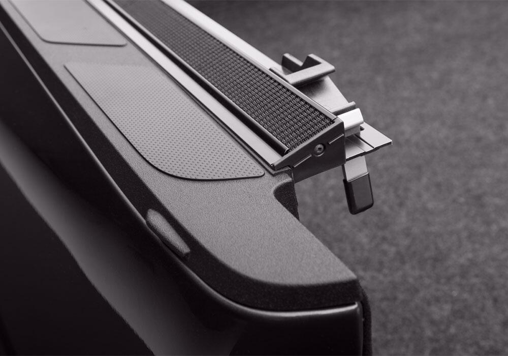 Pro X15 Tonneau Cover Black 2022-2026 Toyota Tundra 6 Foot 7 Inch Bed without Deck Rail System Truxedo