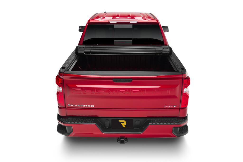 Sentry CT Tonneau Cover Black 2019 (New Body Style)-2026 Silverado/Sierra (without CarbonPro Bed) 5 Foot 9 Inch Bed Truxedo