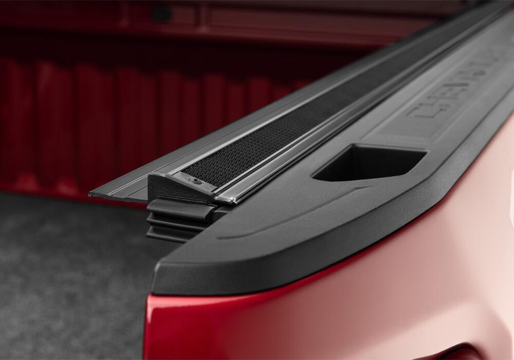 Sentry Tonneau Cover Black 2020-2026 GMC Sierra (with CarbonPro Bed) 5 Foot 9 Inch Bed Truxedo