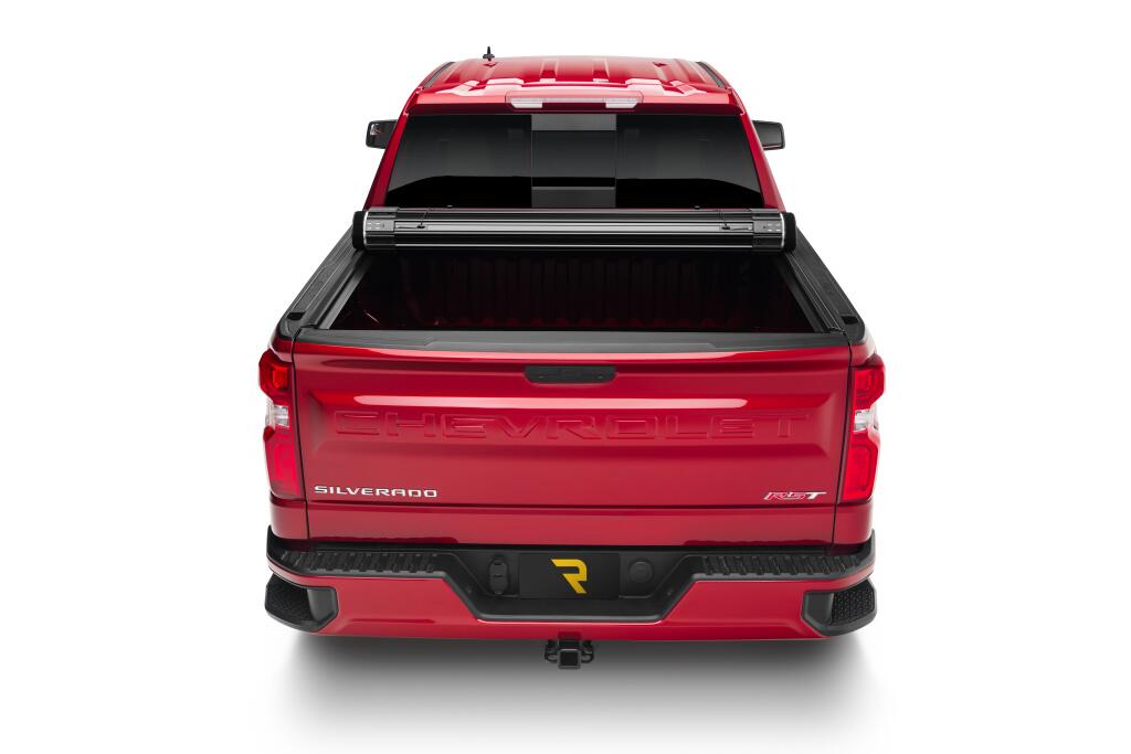 Sentry Tonneau Cover Black 2020-2026 GMC Sierra (with CarbonPro Bed) 5 Foot 9 Inch Bed Truxedo