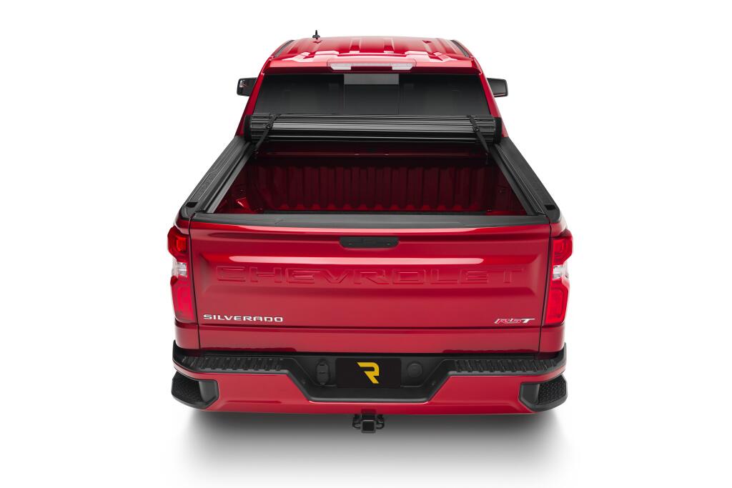 Sentry CT Tonneau Cover Black 2020-2026 GMC Sierra (with CarbonPro Bed) 5 Foot 9 Inch Bed Truxedo