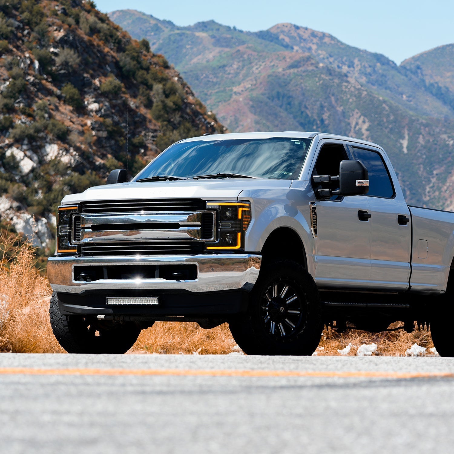 17-19 Ford F-250/350/450/550 Super Duty LUXX-Series LED Projector Headlights Chrome - Apollo Off-Road
