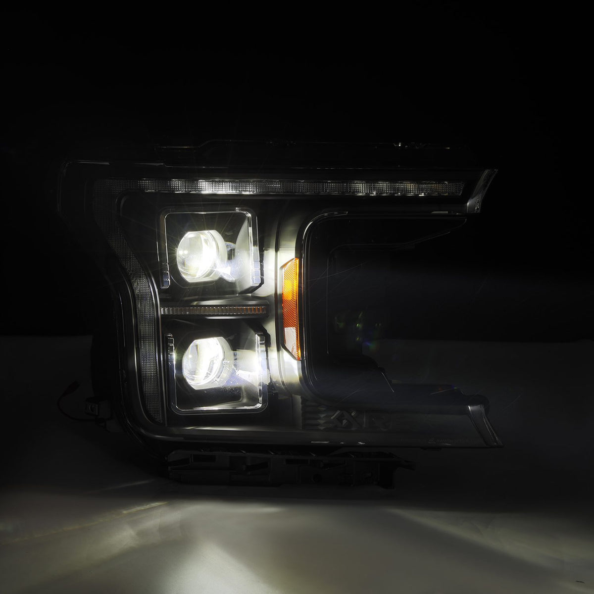 18-20 Ford F150 LUXX-Series Projector Headlights Alpha-Black - Apollo Off-Road