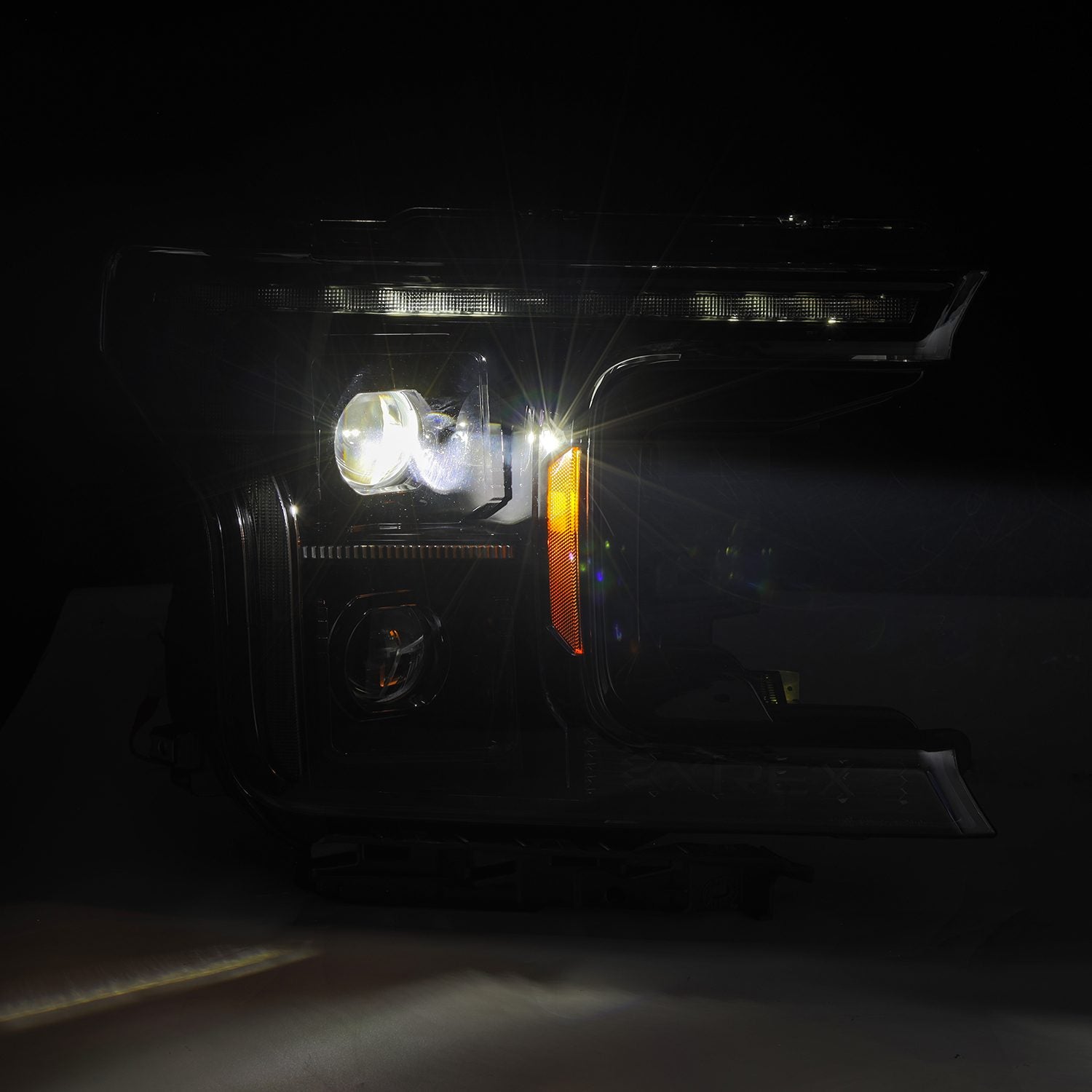18-20 Ford F150 LUXX-Series Projector Headlights Alpha-Black - Apollo Off-Road