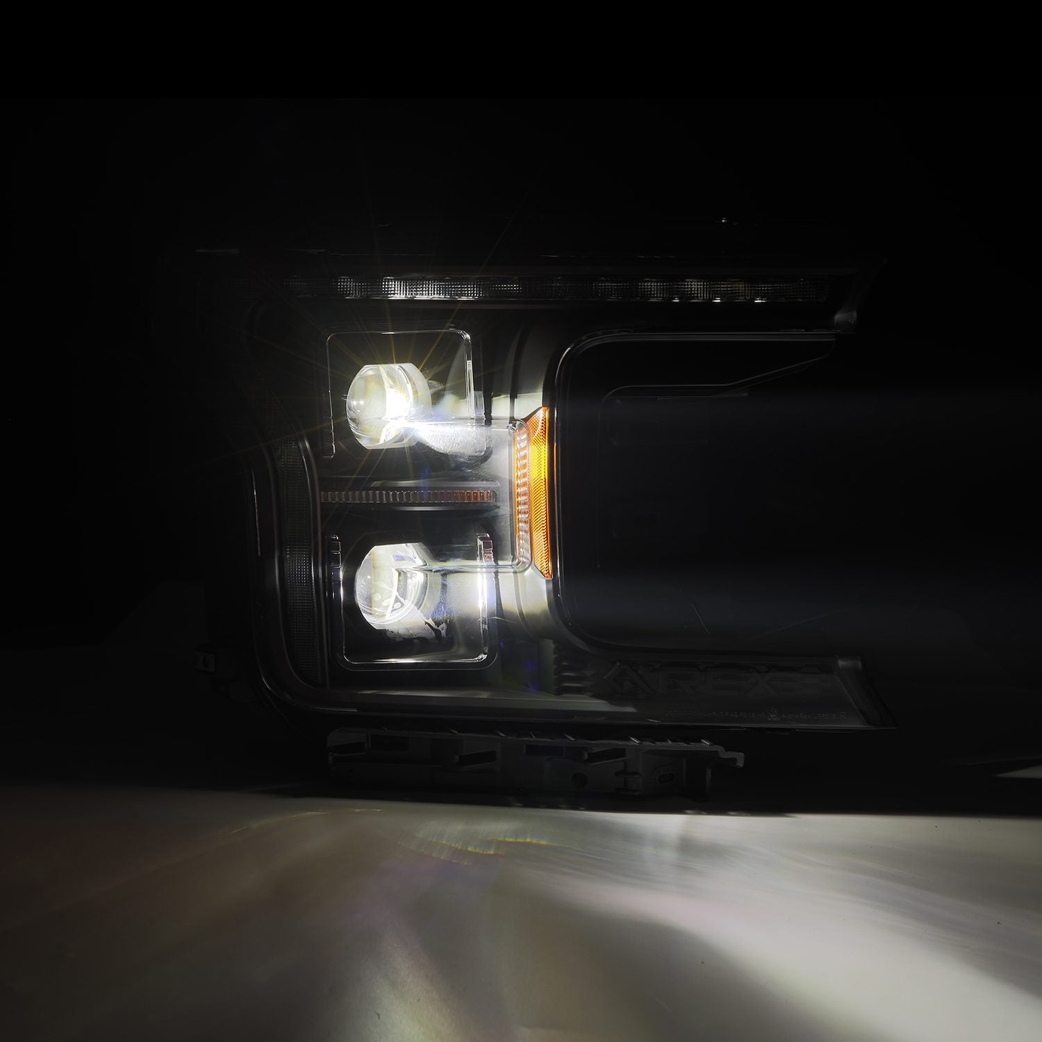 18-20 Ford F150 LUXX-Series Projector Headlights Black - Apollo Off-Road