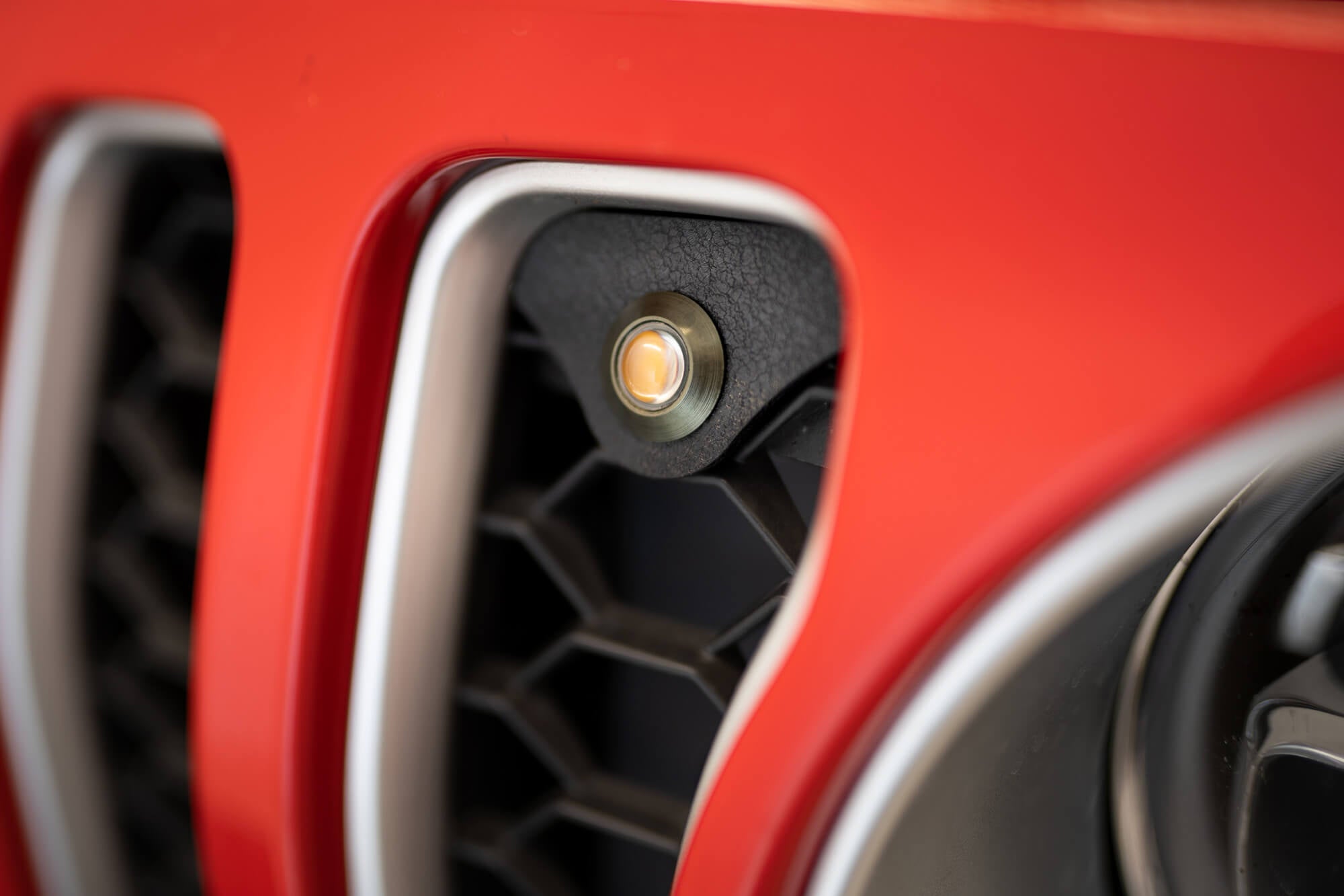 18-22 Jeep Wrangler JL Front Grille Amber Accent Lights - Apollo Off-Road
