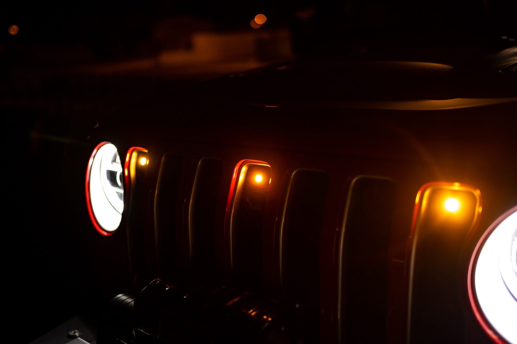 18-22 Jeep Wrangler JL Front Grille Amber Accent Lights - Apollo Off-Road