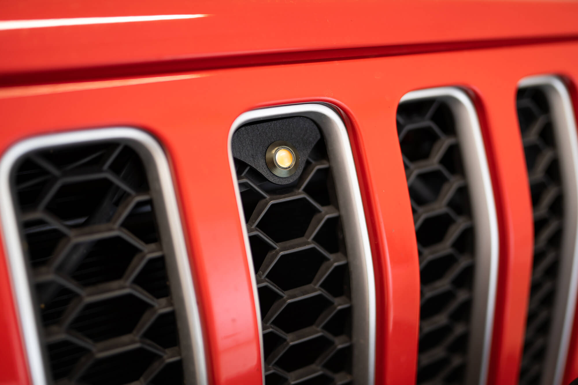 18-22 Jeep Wrangler JL Front Grille Amber Accent Lights - Apollo Off-Road