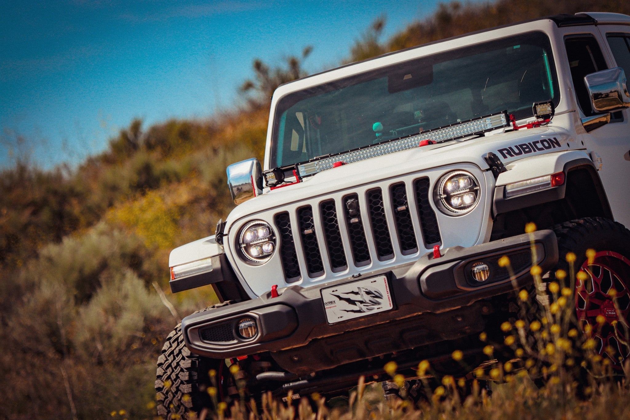 18-24 Jeep Wrangler / 20-24 Gladiator NOVA-Series LED Projector Headlights Alpha-Black - Apollo Off-Road