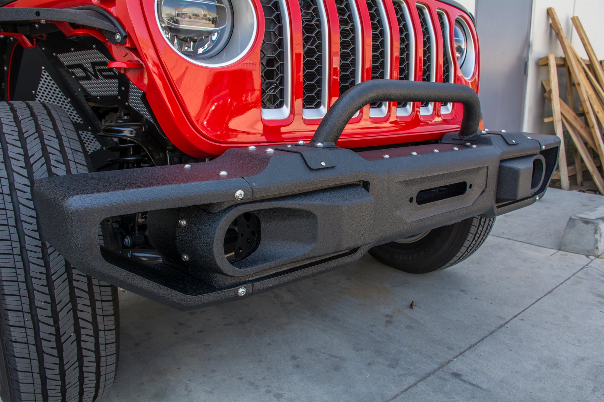 18+ Jeep JL & 20+ Jeep JT Jeep Modular Front Bumper With Bull Bar - Apollo Off-Road