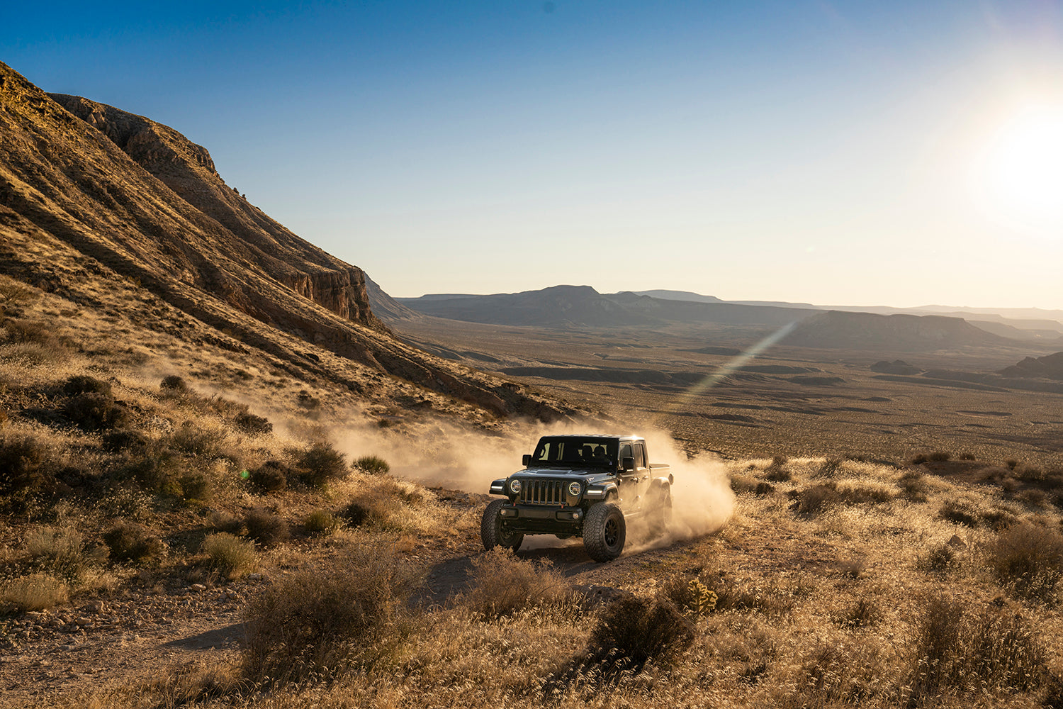 18+ Jeep JL Front, Performance Series, 2.0, IFP, 9.6", 0-1.5" Lift - Apollo Off-Road