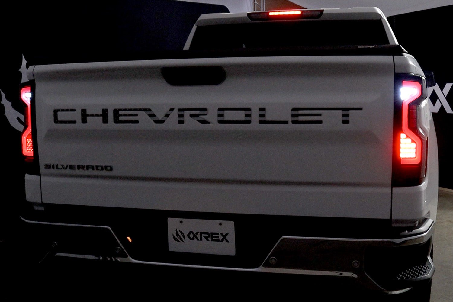19-24 Chevrolet Silverado 1500 / 20-24 Silverado 2500/3500 HD PRO-Series LED Tail Lights Jet Black - Apollo Off-Road