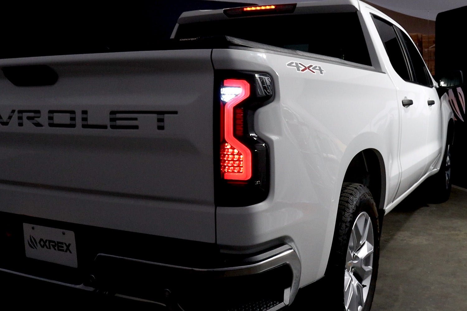 19-24 Chevrolet Silverado 1500 / 20-24 Silverado 2500/3500 HD PRO-Series LED Tail Lights Red Smoke - Apollo Off-Road