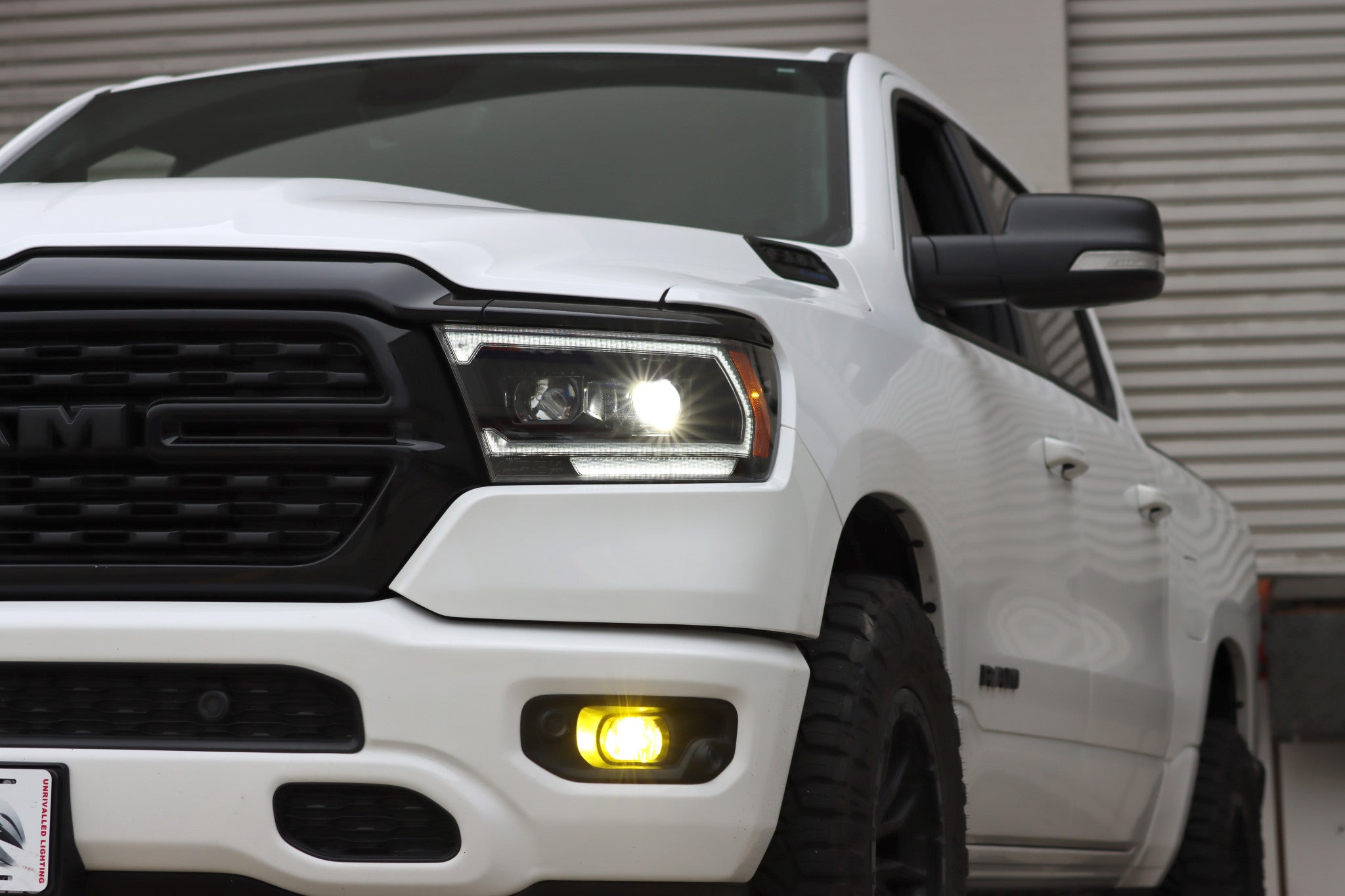 19-24 Ram 1500 LUXX-Series LED Projector Headlights Alpha-Black - Apollo Off-Road