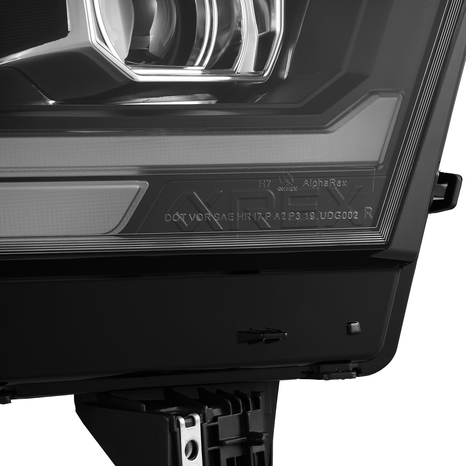 19-24 Ram 1500 PRO-Series Halogen Projector Headlights Black - Apollo Off-Road