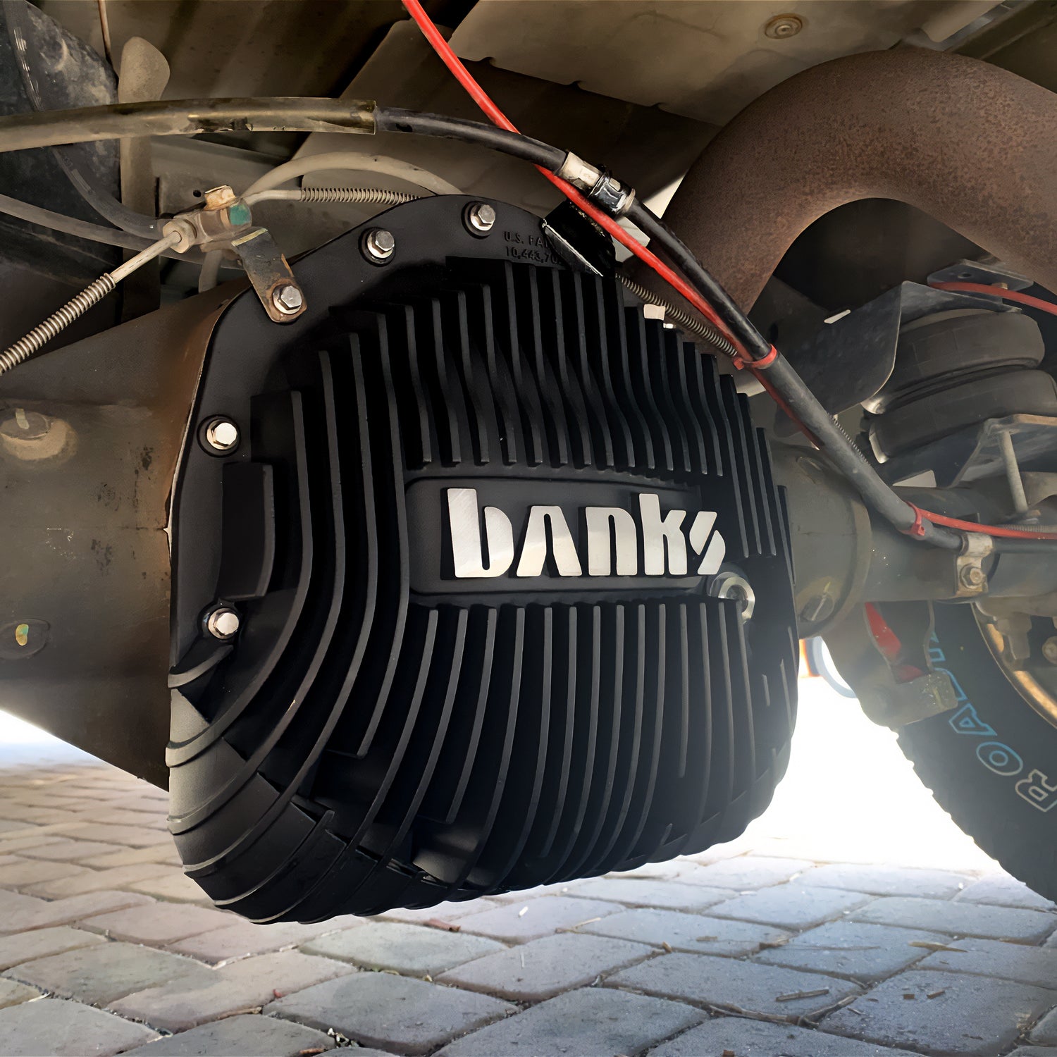 Ram-Air Differential Cover Kit, Black Ops, w/Hardware 01-19 Chevy/GMC 03-24 Ram with AAM 11.5 Inch or 11.8 Inch 14 Bolt Rear Axle Banks Power