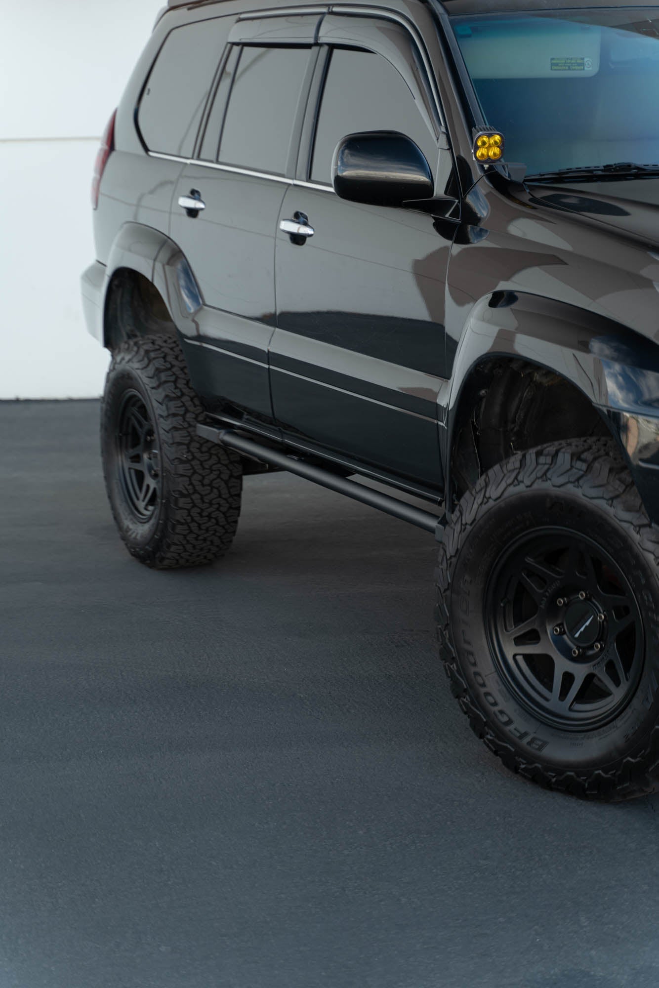 2003-2009 Lexus GX470 FS-15 Rock Sliders - Apollo Off-Road