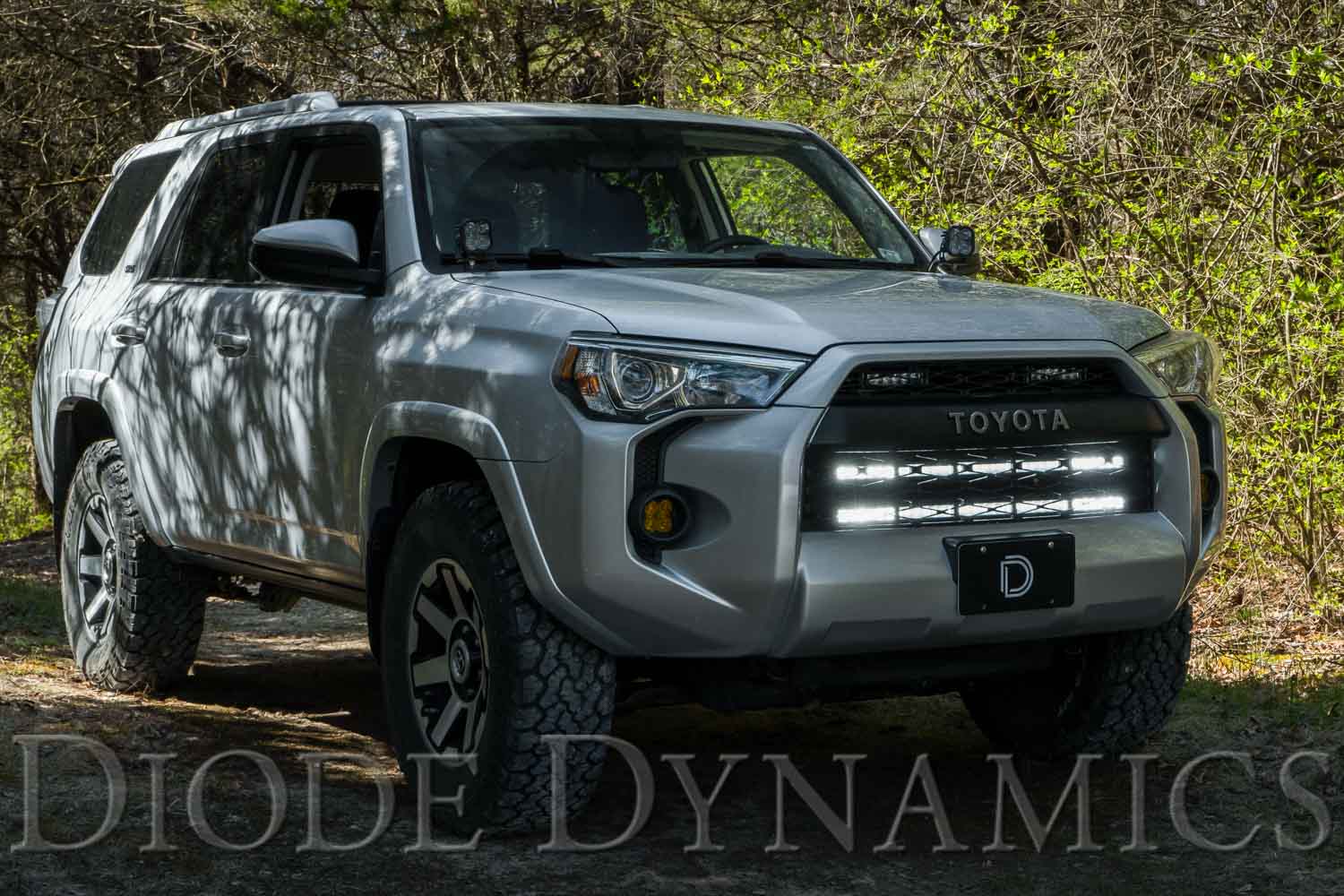 Diode Dynamics SS30 Single Stealth Lightbar Kit for 2014-2019 Toyota 4Runner White Driving