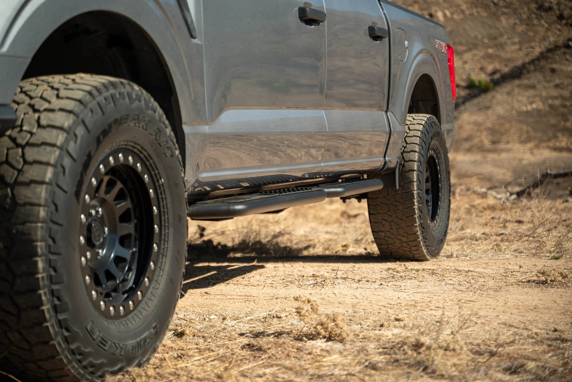 2015-2024 Ford F-150 Crew Cab OE Plus Side Steps - Apollo Off-Road