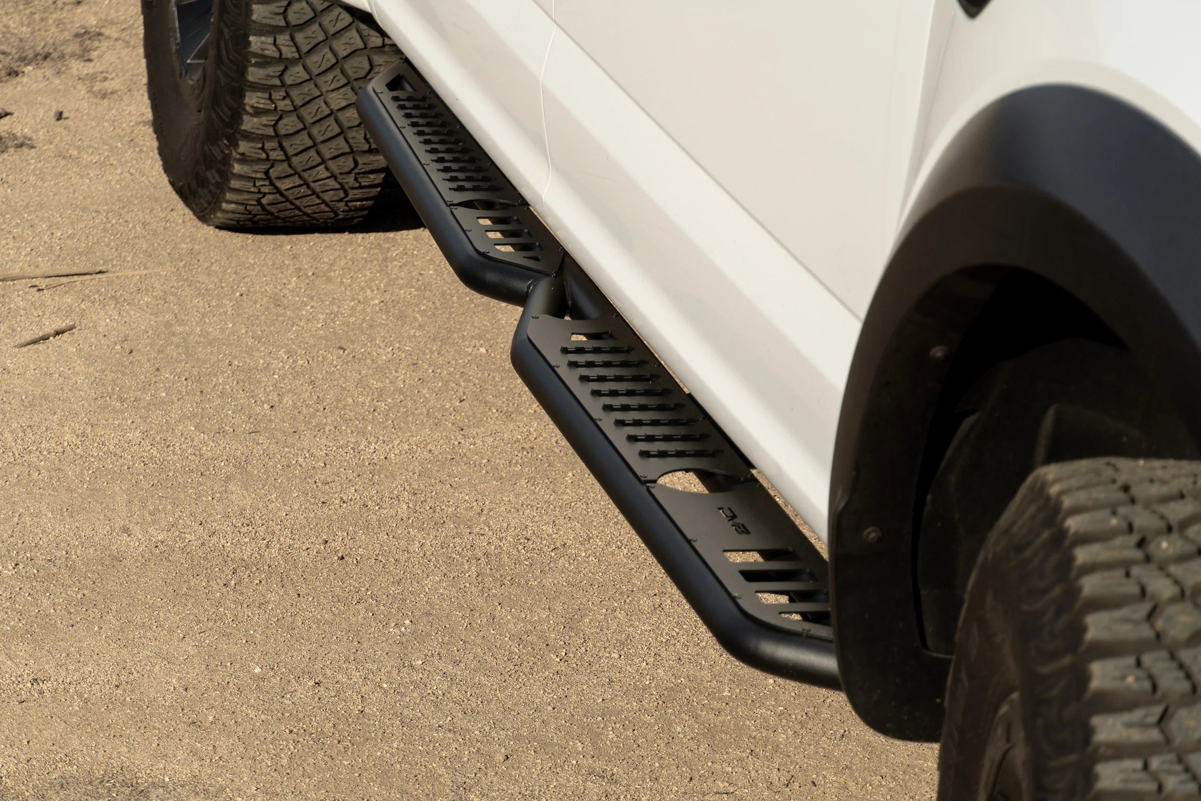 2015-2024 Ford F-150 Crew Cab OE Plus Side Steps - Apollo Off-Road