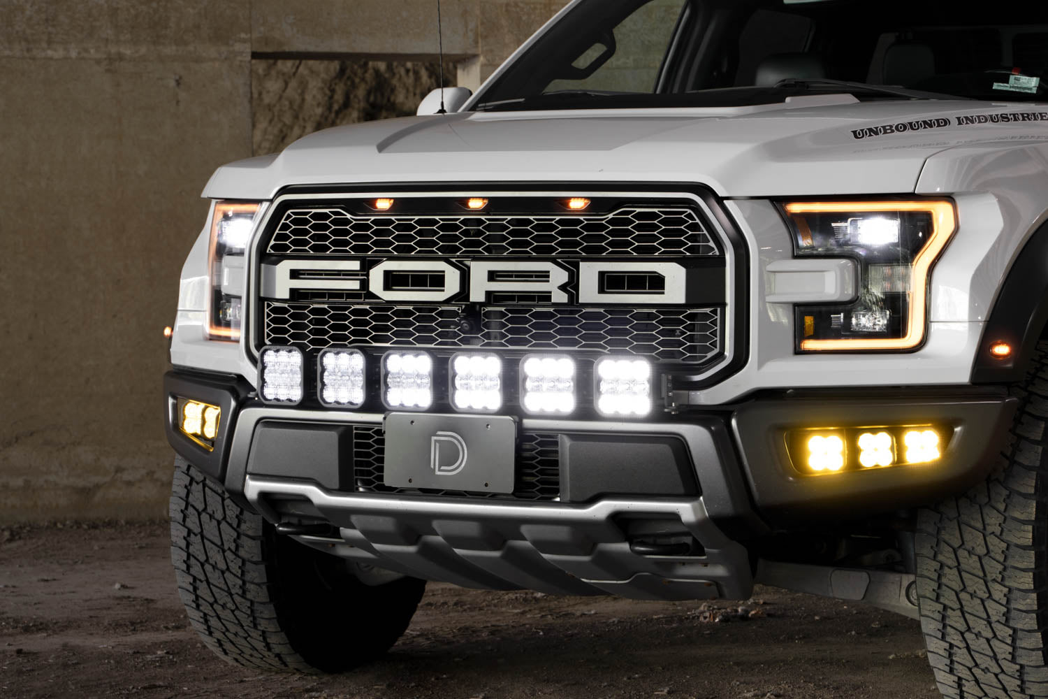 Diode Dynamics SS5 Grille CrossLink Lightbar Kit for 2017-2020 Ford Raptor Pro Yellow Combo