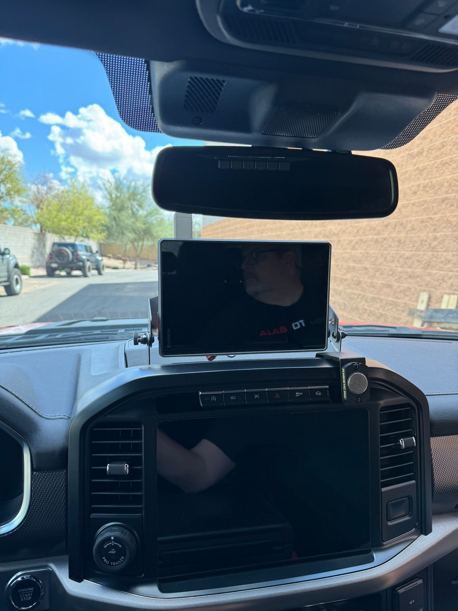 2021-2023 Gen 3 Raptor Center Dash Fold Down GPS mount-Garmin TREAD XL - Apollo Off-Road