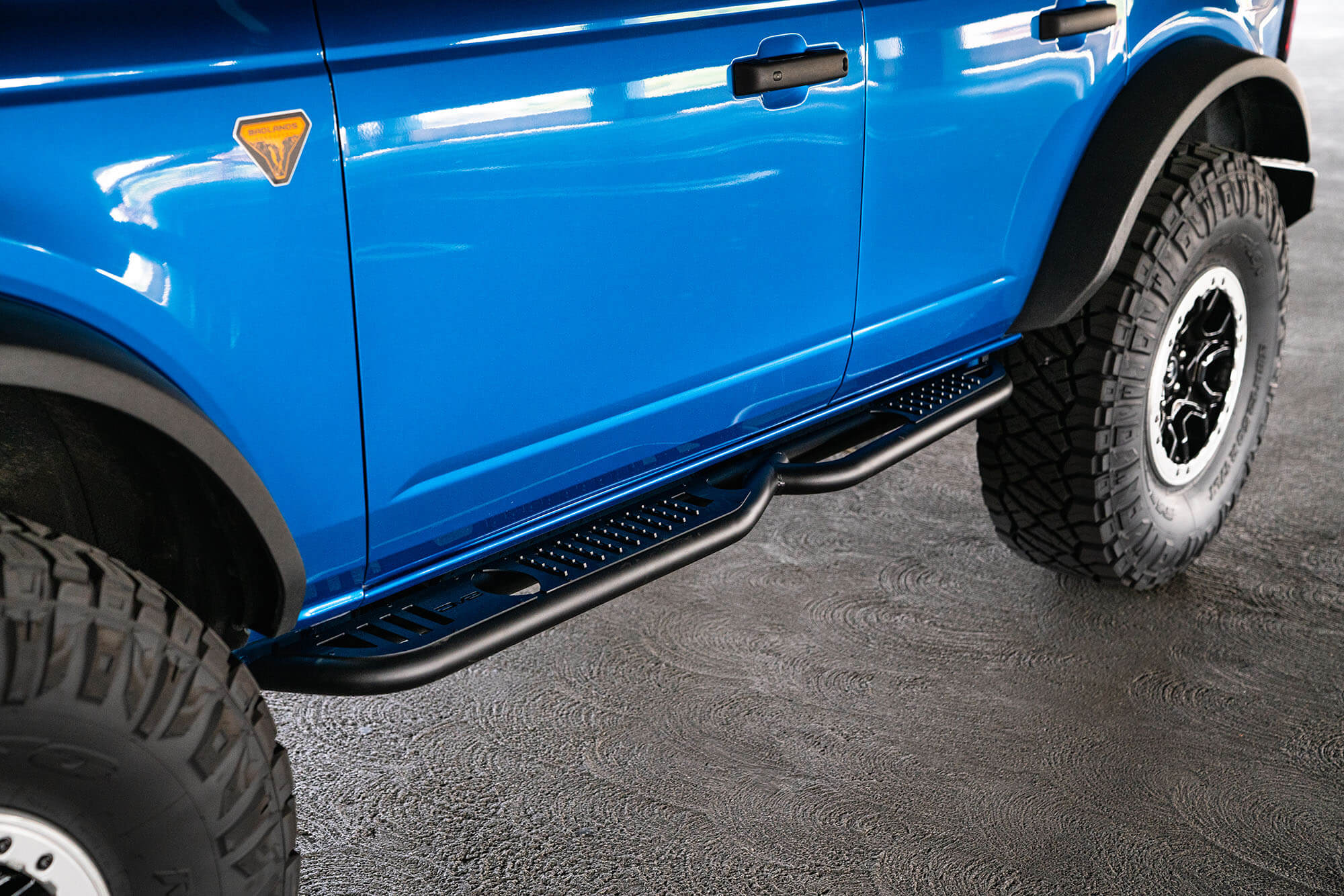 2021+ Ford Bronco 4-Door OE Plus Series Side Steps - Apollo Off-Road