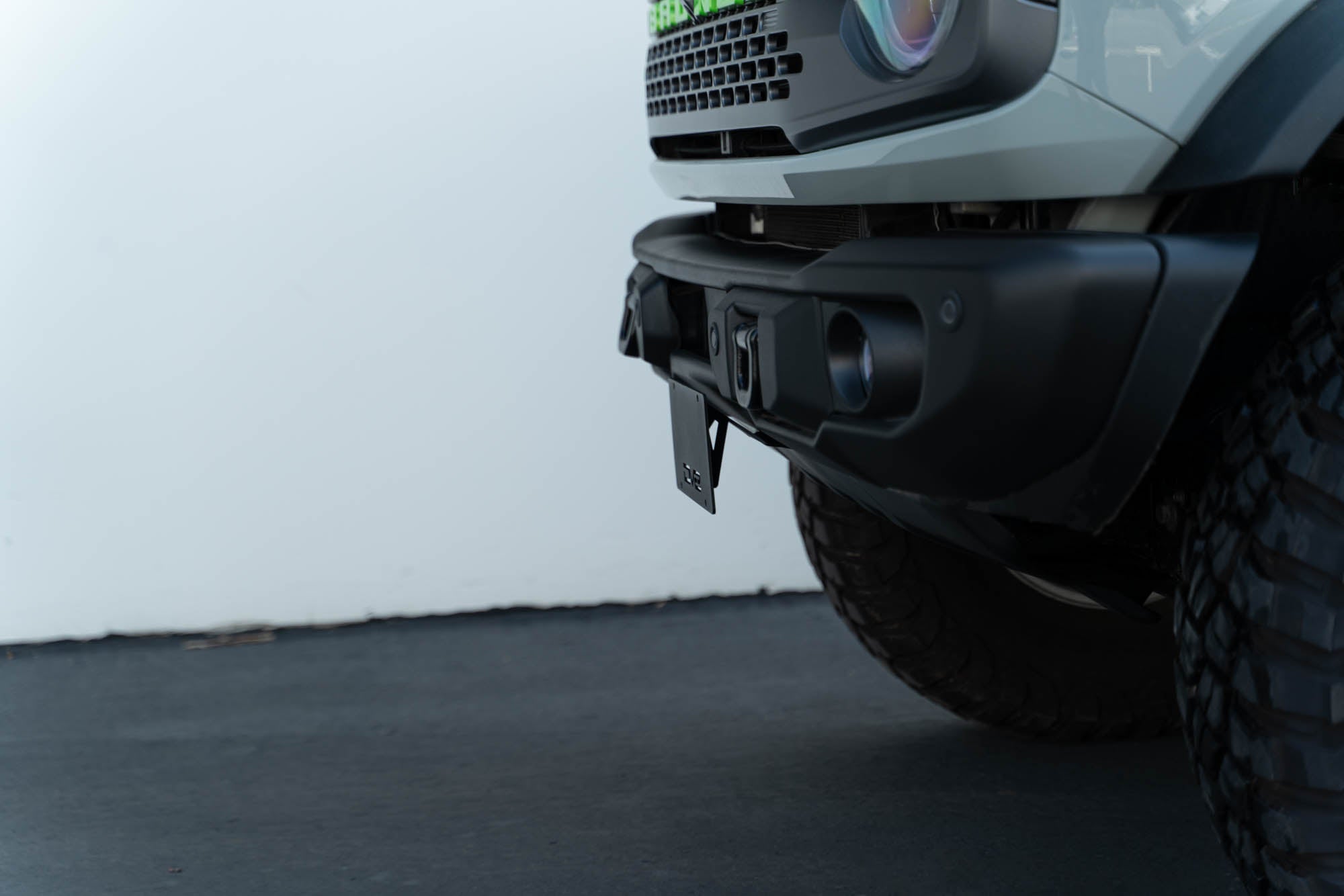 2021+ Ford Bronco Capable Front Bumper License Plate Mount - Apollo Off-Road