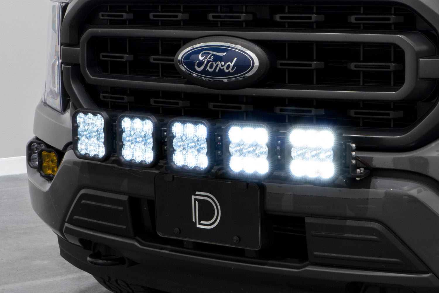 Diode Dynamics SS5 Grille CrossLink Lightbar Kit for 2021-2023 Ford F-150 Pro White Combo